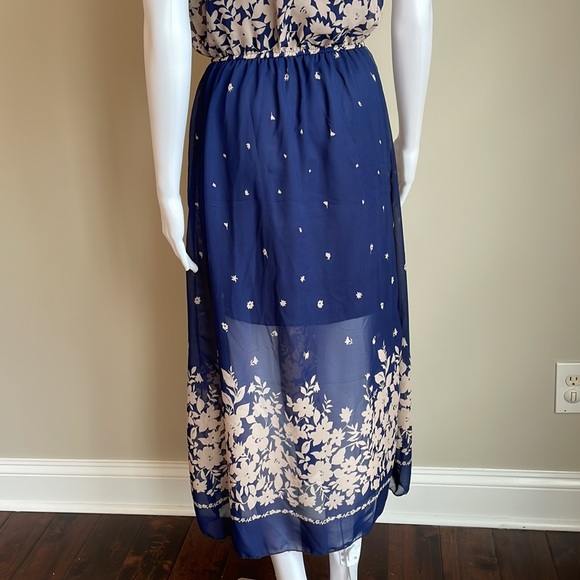 Navy Blue Shoulder-less Lightweight Floral Maxi Dress - Picture 6 of 7